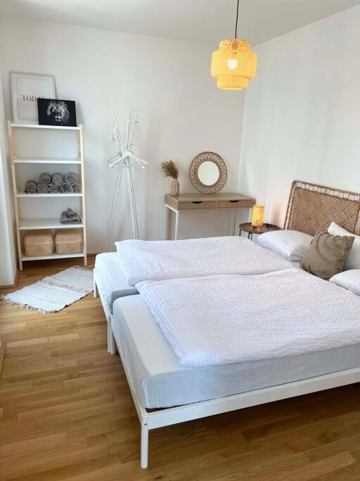 Donaublick Oasis: Stylische Wohnung Vídeň Exteriér fotografie
